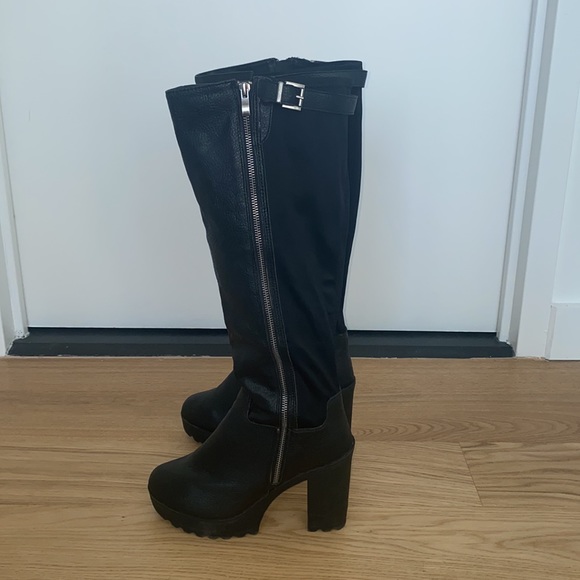 Torrid Black Knee High Lug Platform Boot - Picture 5 of 6